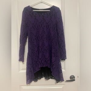 BELLA purple and black lace tunic top. Beautiful and in excellent condition!